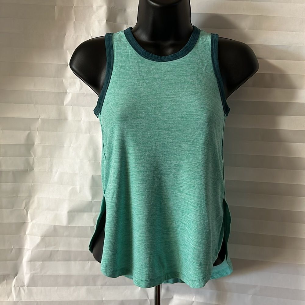 Old Navy Girl’s Teal Active Breath-On Tank Top Size 8 Sportswear
